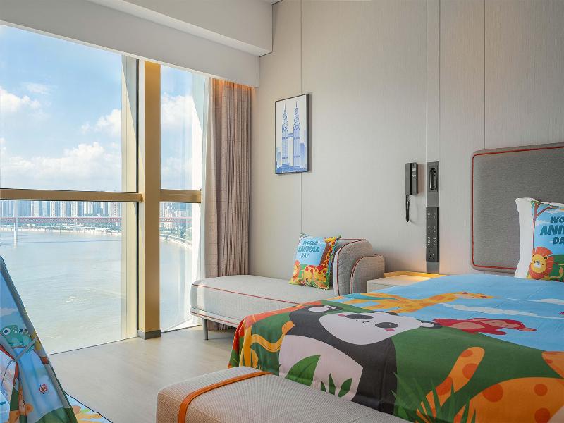Holiday Inn Express Chongqing Nanan Riverside