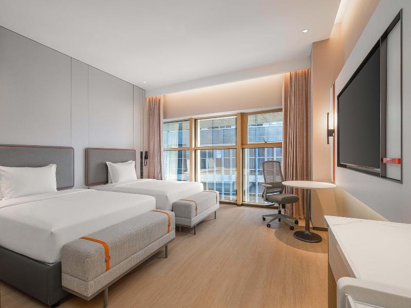 Holiday Inn Express Chongqing Nanan Riverside