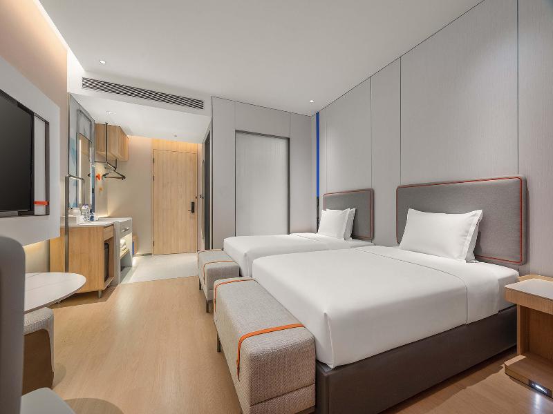 Holiday Inn Express Chongqing Nanan Riverside