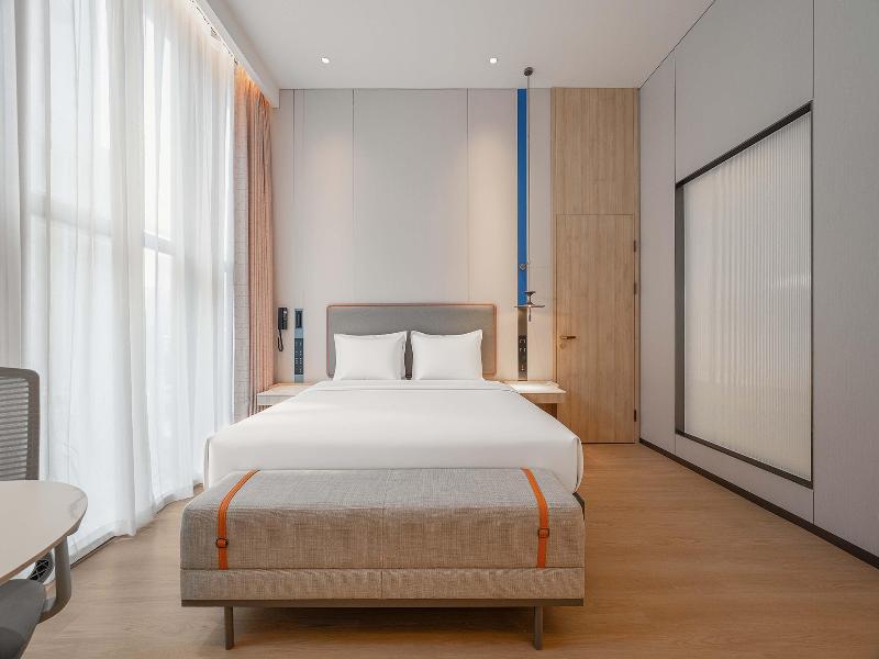 Holiday Inn Express Chongqing Nanan Riverside