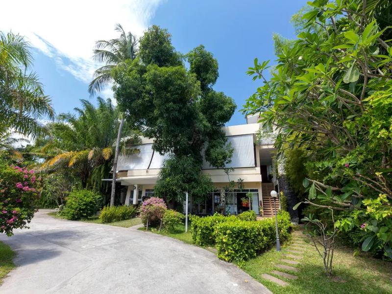Blue Palm Seafront Resort Phuket image