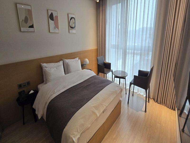 Hotel Noblion image