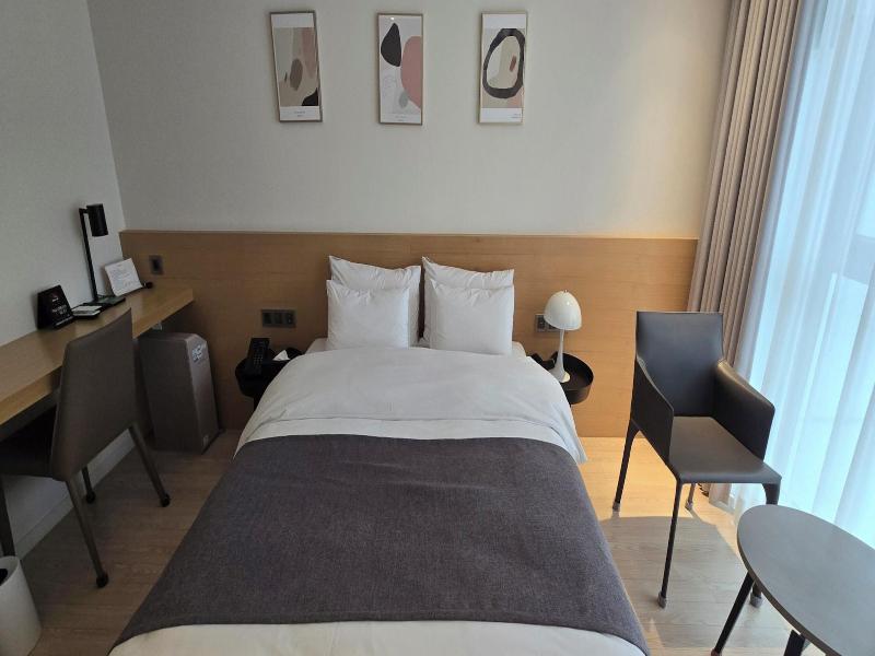 Hotel Noblion image