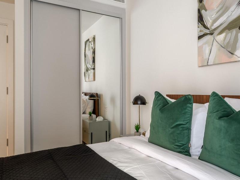 Urban Rest Battersea Apartments image