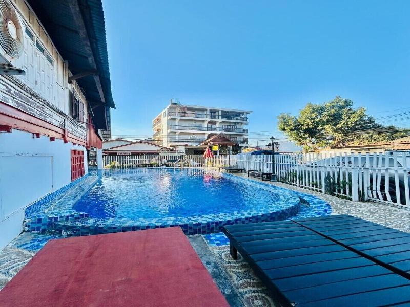 Lacasa Vang Vieng Hotel image