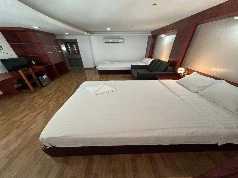 Lacasa Vang Vieng Hotel image