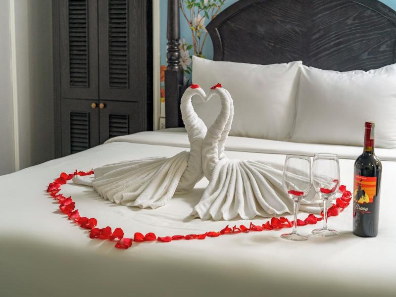 Amara Hanoi Hotel image