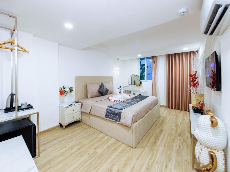 Le Vu Hotel image
