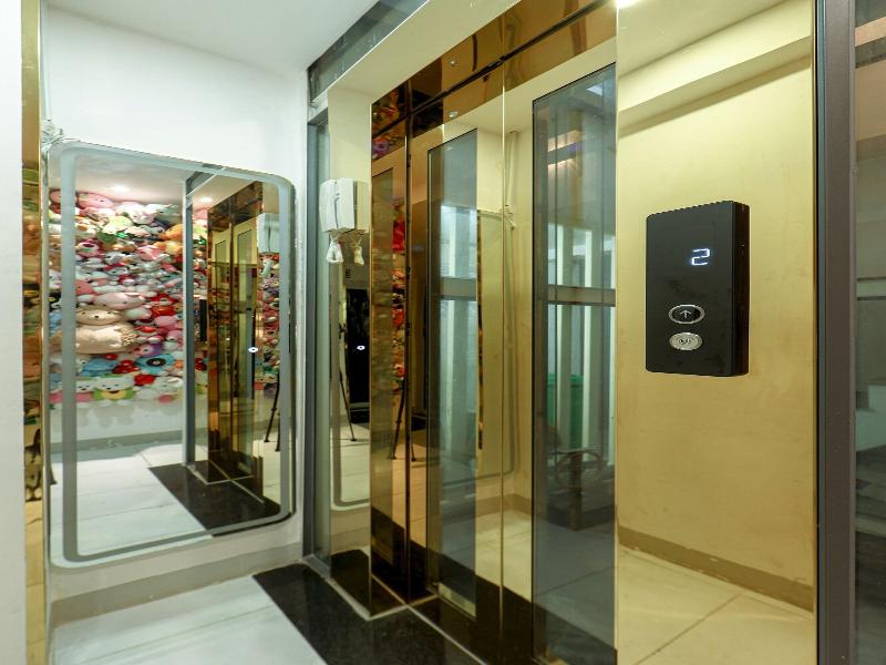 Le Vu Hotel image