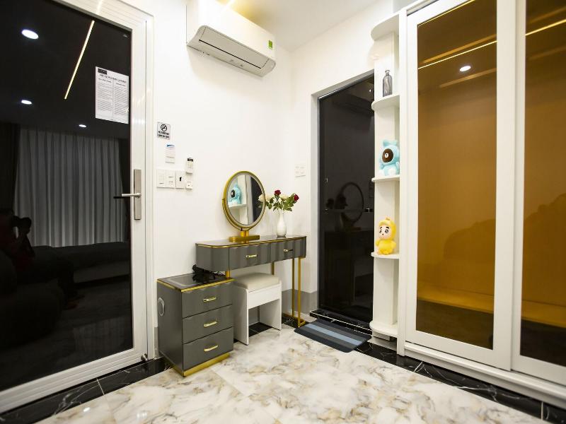 Le Vu Hotel image
