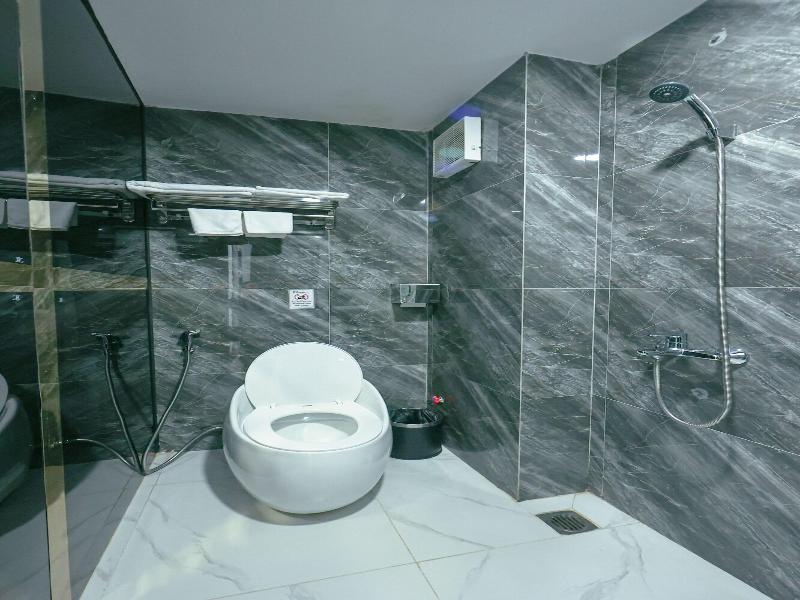Le Vu Hotel image