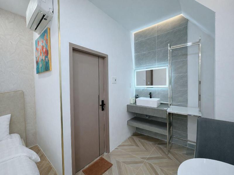 Le Vu Hotel image