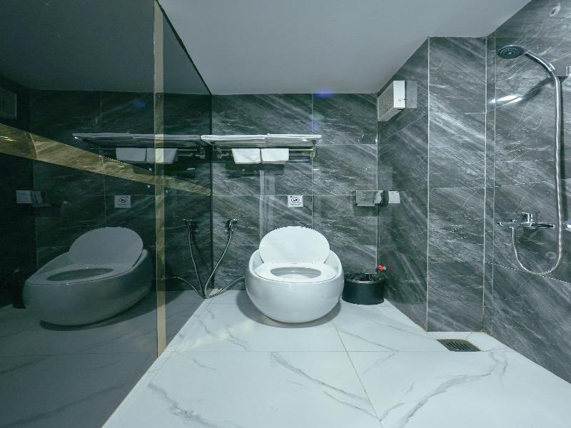 Le Vu Hotel image