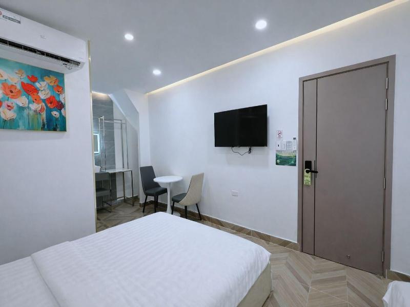 Le Vu Hotel image
