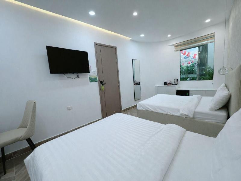 Le Vu Hotel image