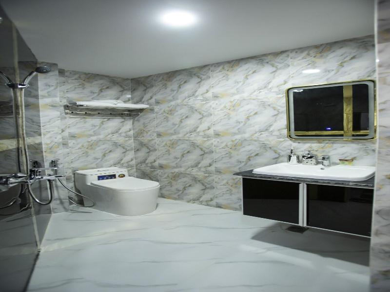 Le Vu Hotel image