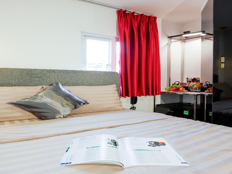 Le Vu Hotel image