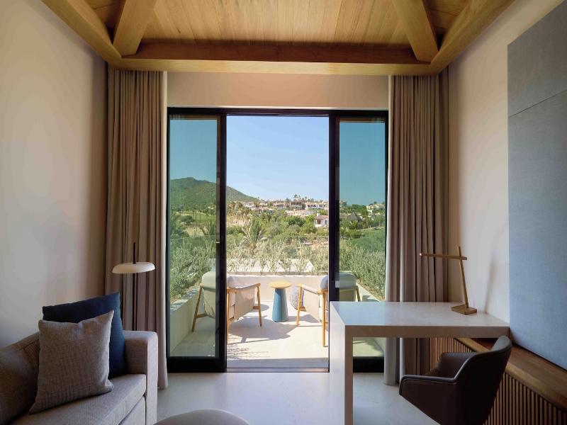 Four Seasons Resort Cabo Del Sol image