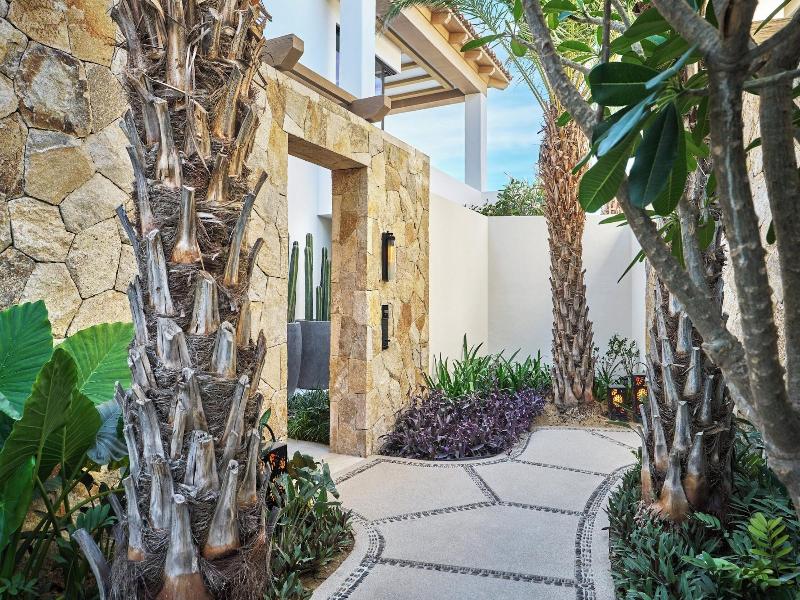 Four Seasons Resort Cabo Del Sol image