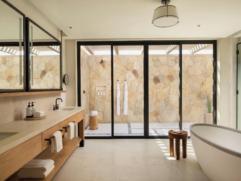 Four Seasons Resort Cabo Del Sol image