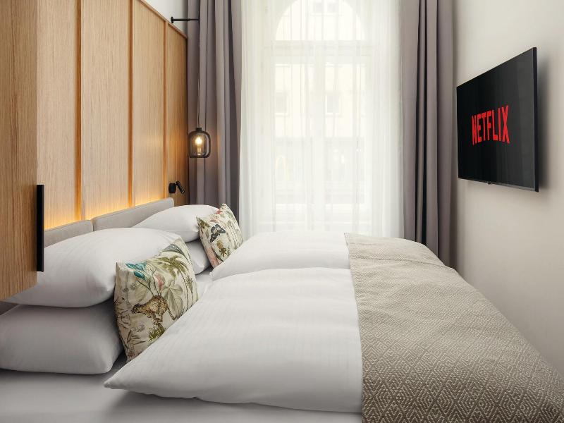 R16 Residences Prague image