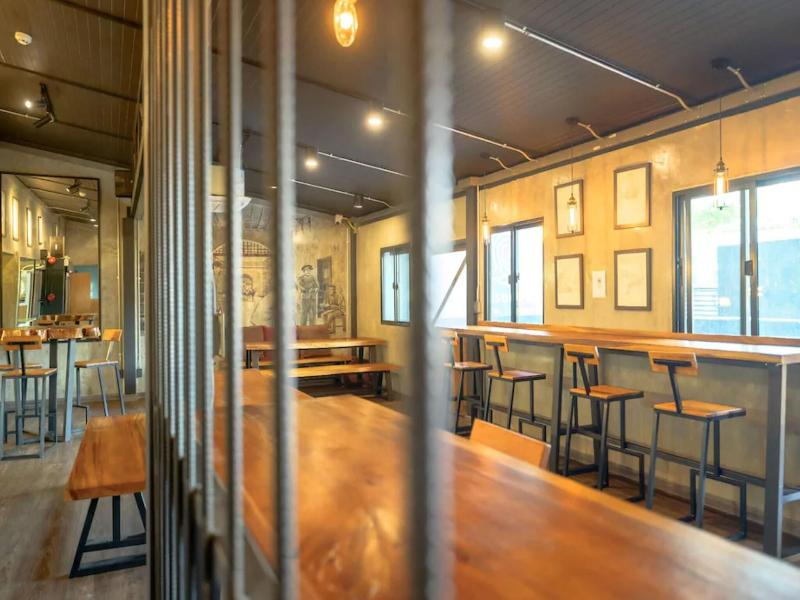 Episode 11 Hostel Sukhumvit image