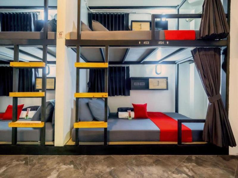 Episode 11 Hostel Sukhumvit image