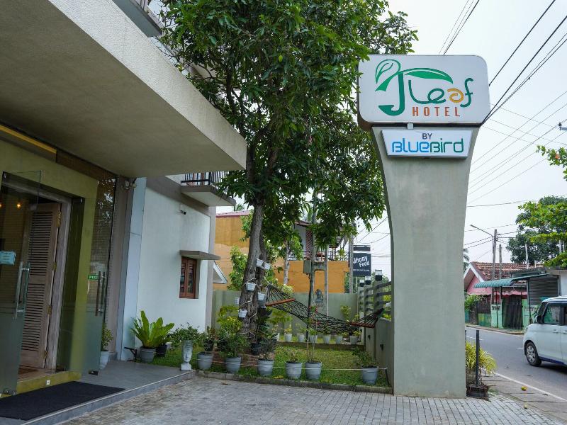 J Leaf Hotel By Blue Bird image