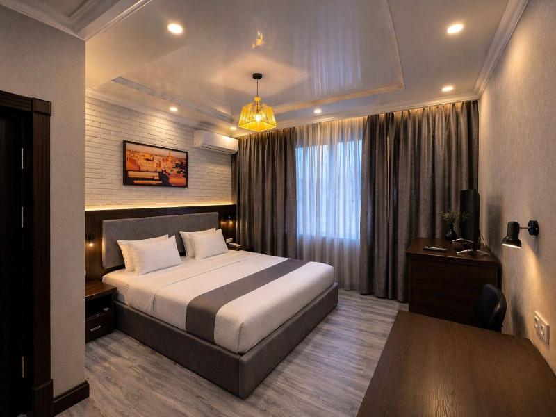 Byond Hotel image