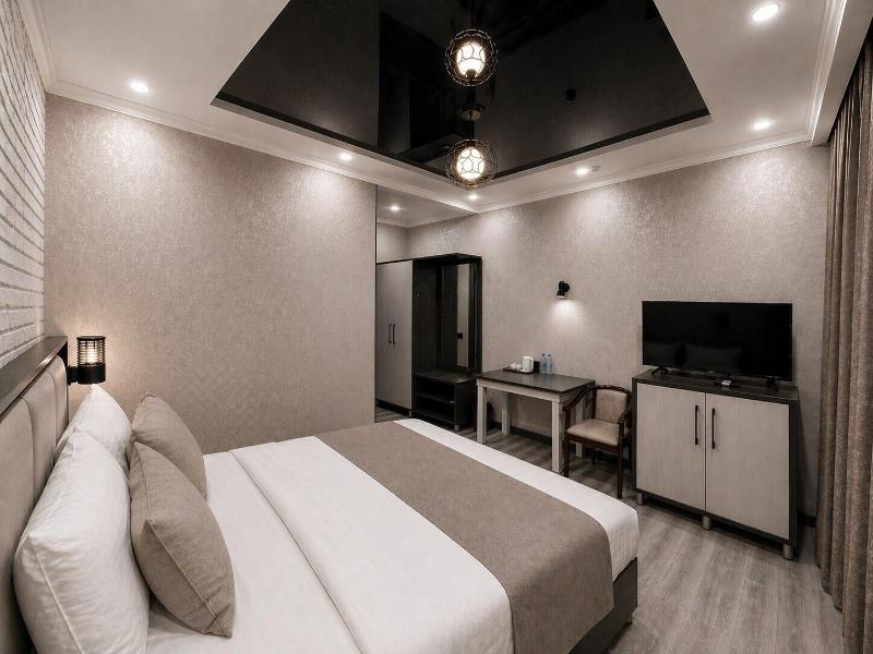 Byond Hotel image