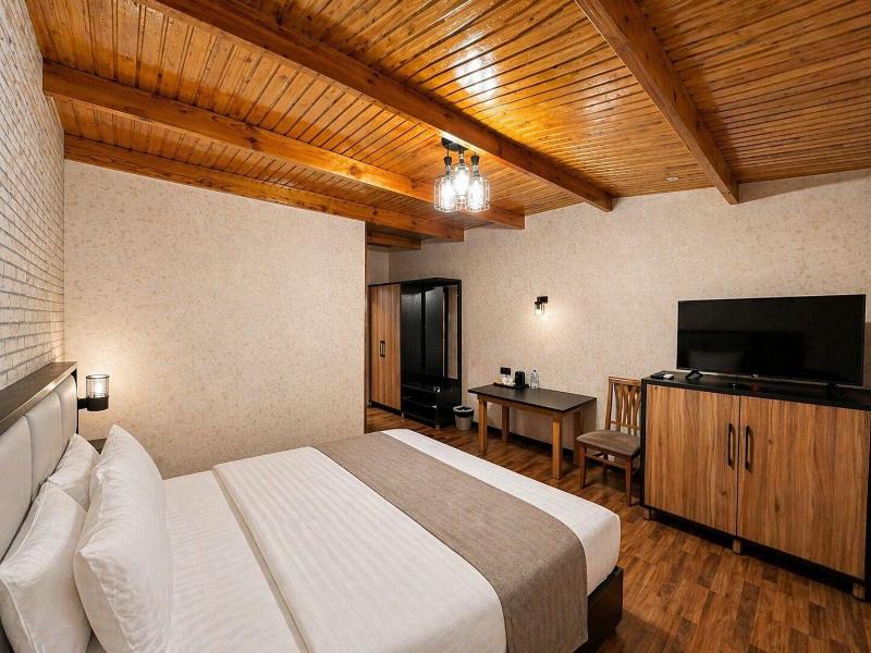 Byond Hotel image