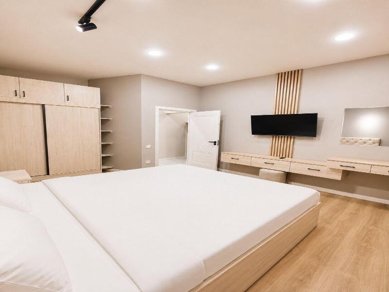 Byond Hotel image