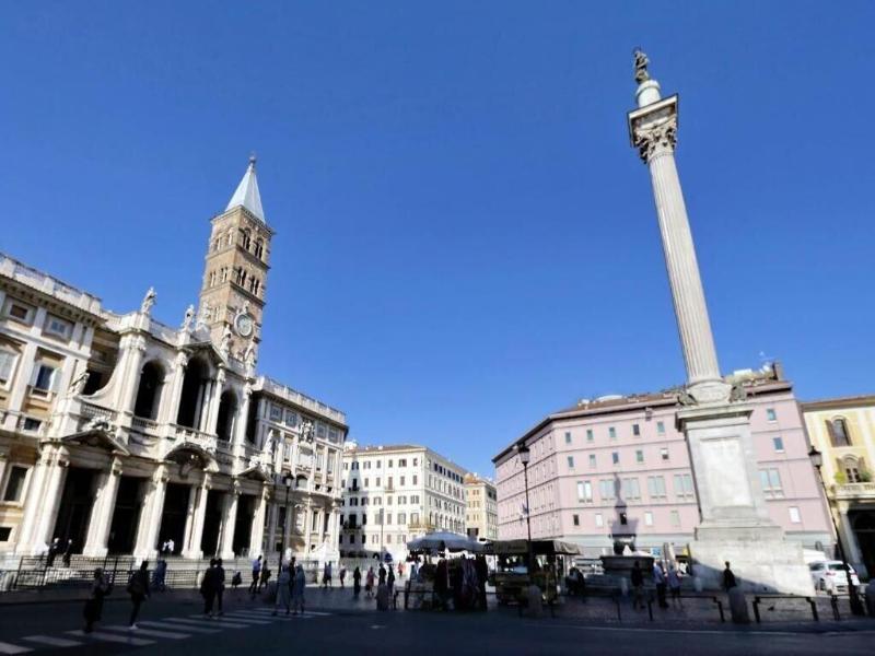 Bq House Colosseo Luxury Rooms image