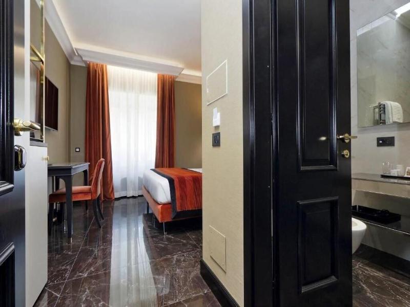 Bq House Colosseo Luxury Rooms image