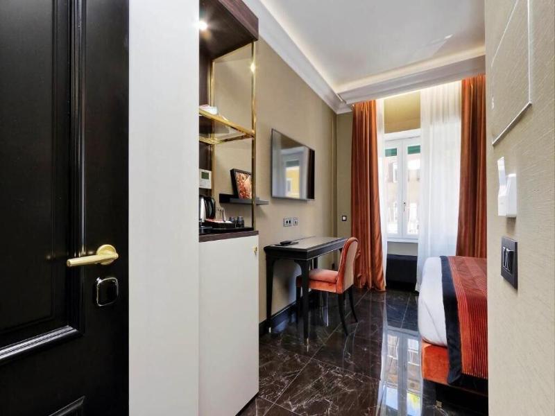 Bq House Colosseo Luxury Rooms image