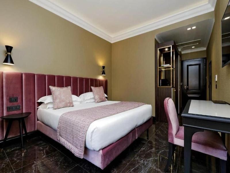 Bq House Colosseo Luxury Rooms image