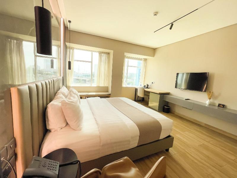 Vertigo Hotel image