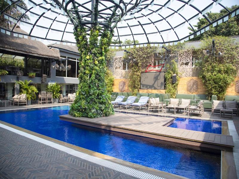 Vertigo Hotel image