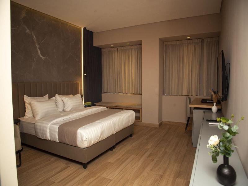Vertigo Hotel image