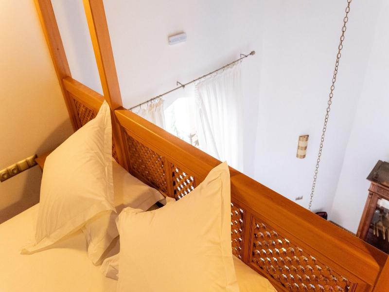 Riad Al Ansari image