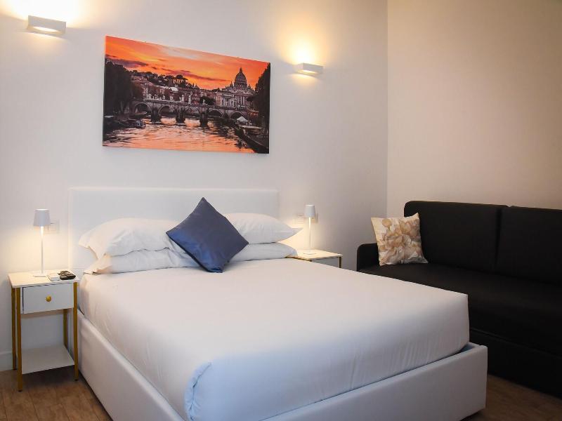 Bq House Colosseum Luxury Rooms image