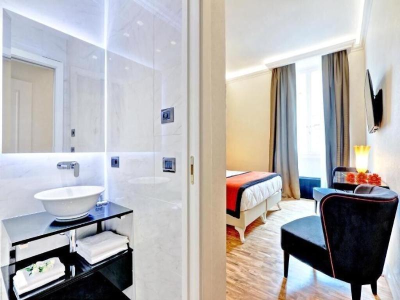 Bq House Colosseum Luxury Rooms image