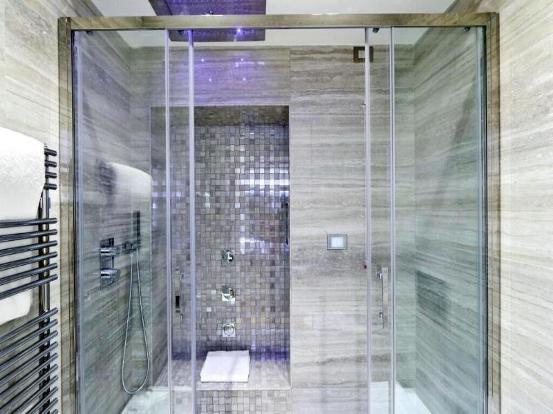 Bq House Colosseum Luxury Rooms image