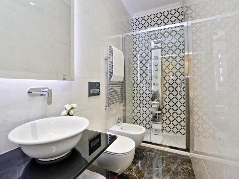 Bq House Colosseum Luxury Rooms image