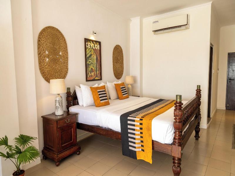 Neevana Hotel Hikkaduwa image