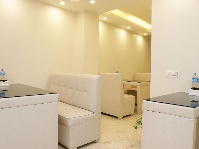 Hotel Nilakantha image
