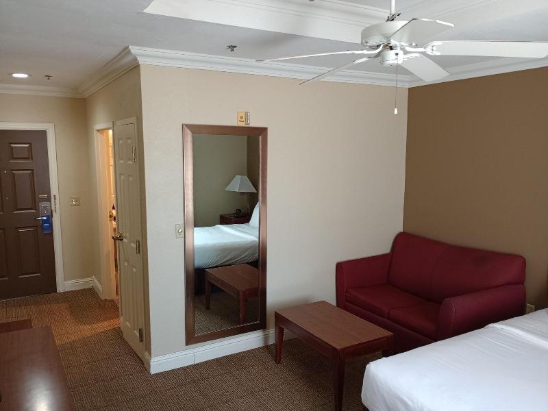 Samir Stay At Nw Expressway image
