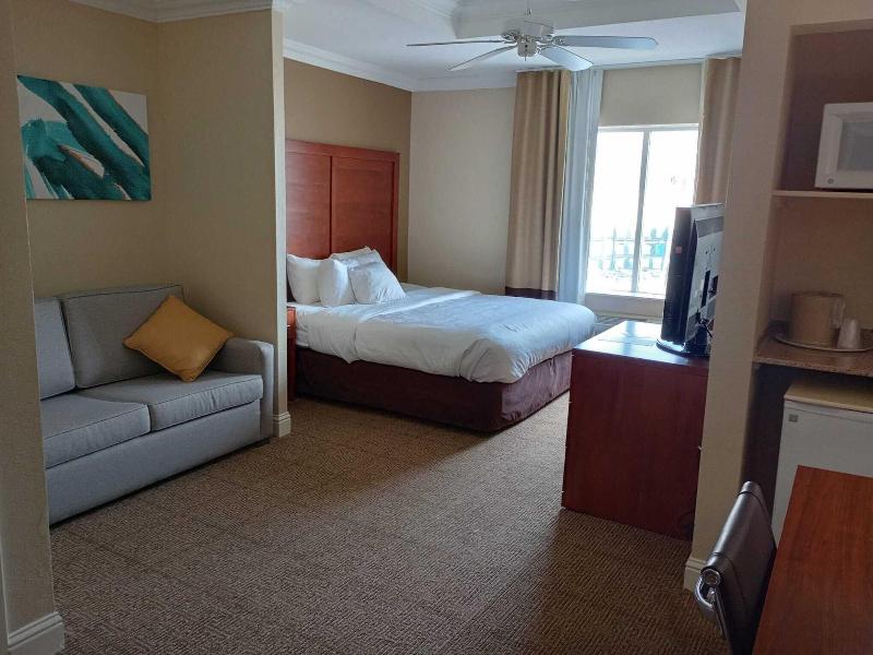 Samir Stay At Nw Expressway image