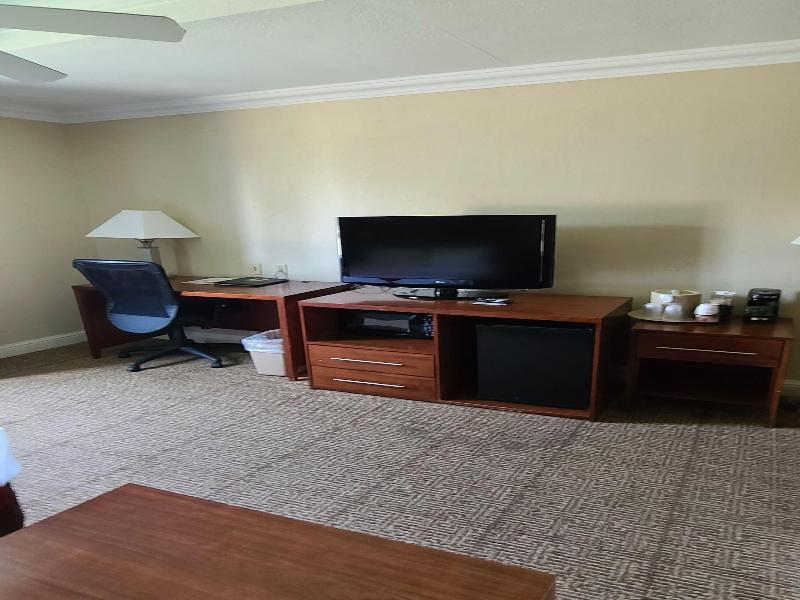 Samir Stay At Nw Expressway image