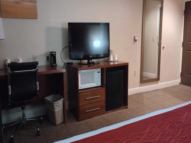 Samir Stay At Nw Expressway image